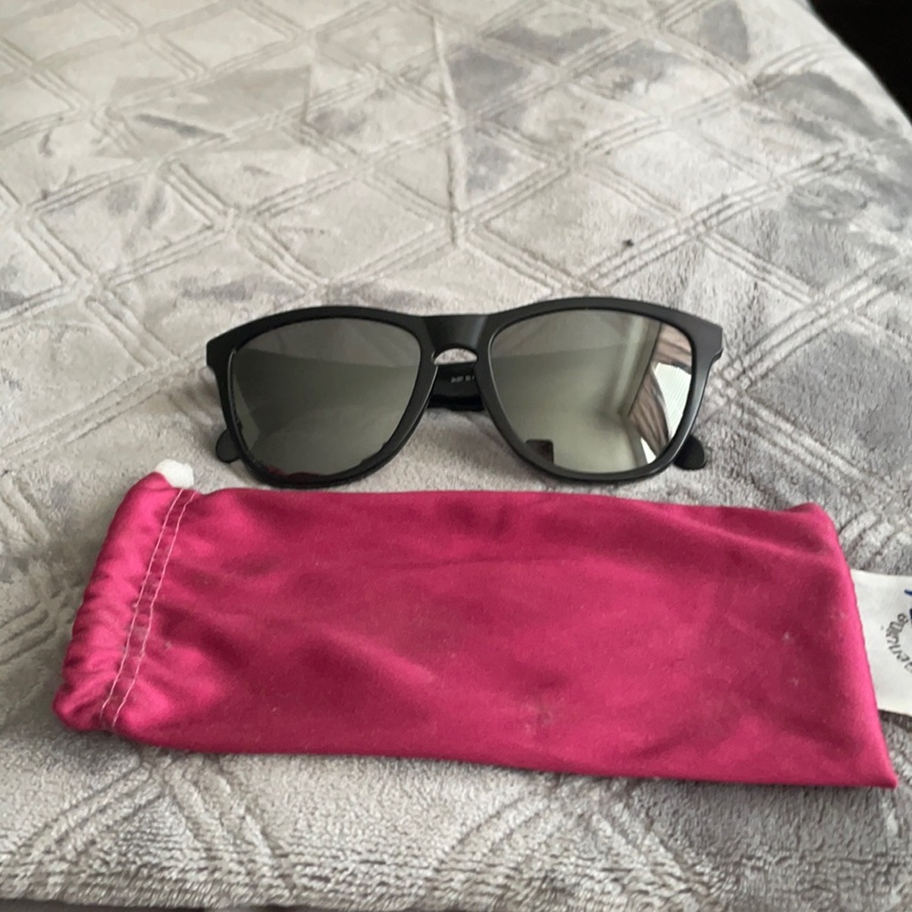 Oakley frogskins polarized glasses